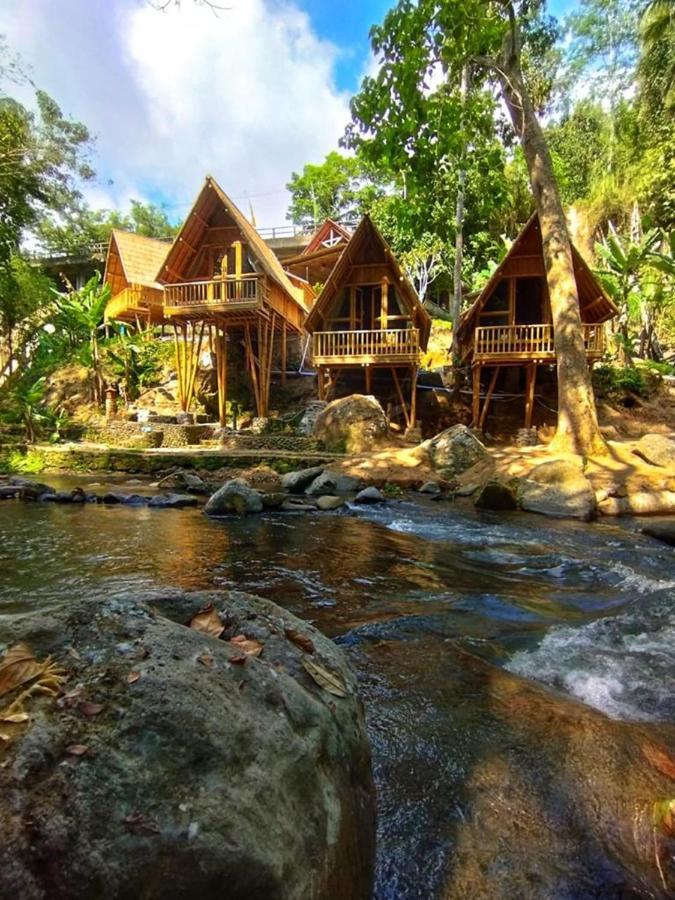 Aksha Riverside Ubud Tampaksiring Exterior photo