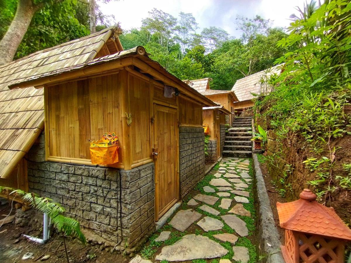 Aksha Riverside Ubud Tampaksiring Exterior photo